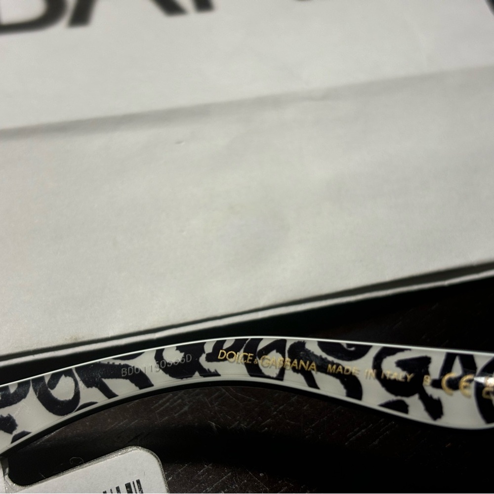 New Dolce & Gabbana DG4411 3389/8G Black on New Graffiti - Picture 13 of 16